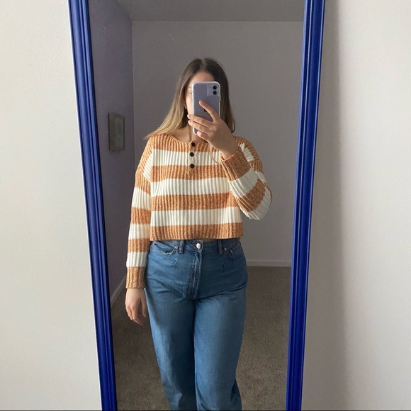 American Eagle Outfitters Sweaters - American Eagle Crop Sweater